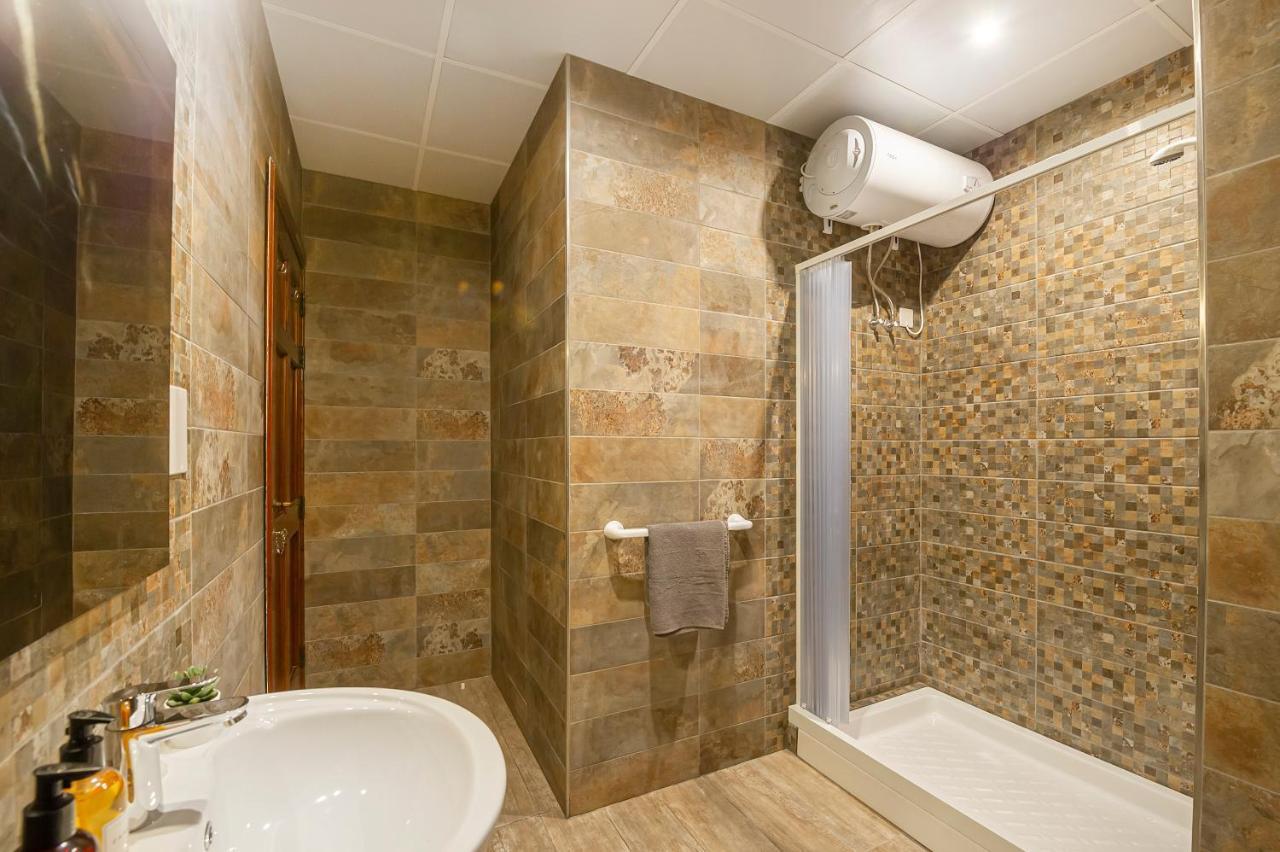 Summer Breeze 3 Bedroom Family Maisonette With Sunny Terrace In Mellieha - By Getawaysmalta Dış mekan fotoğraf