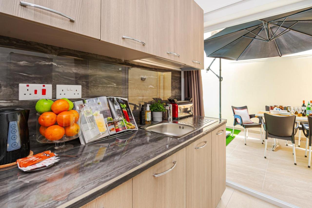 Summer Breeze 3 Bedroom Family Maisonette With Sunny Terrace In Mellieha - By Getawaysmalta Dış mekan fotoğraf