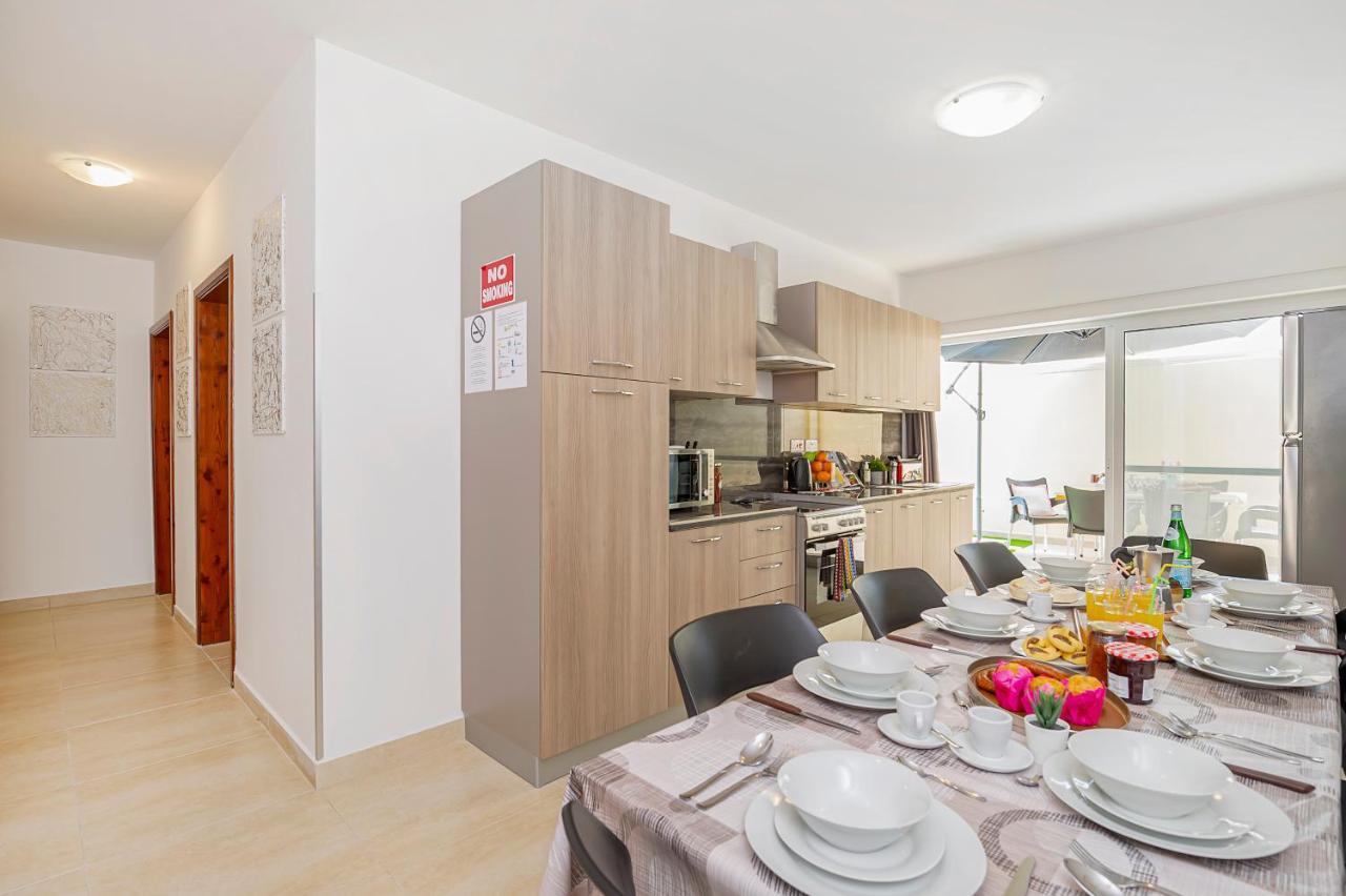 Summer Breeze 3 Bedroom Family Maisonette With Sunny Terrace In Mellieha - By Getawaysmalta Dış mekan fotoğraf